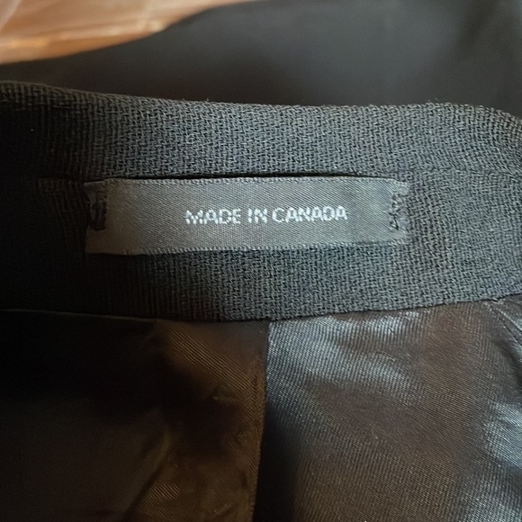 Vintage DKNY Wool Blazer🖤 - Picture 10 of 12